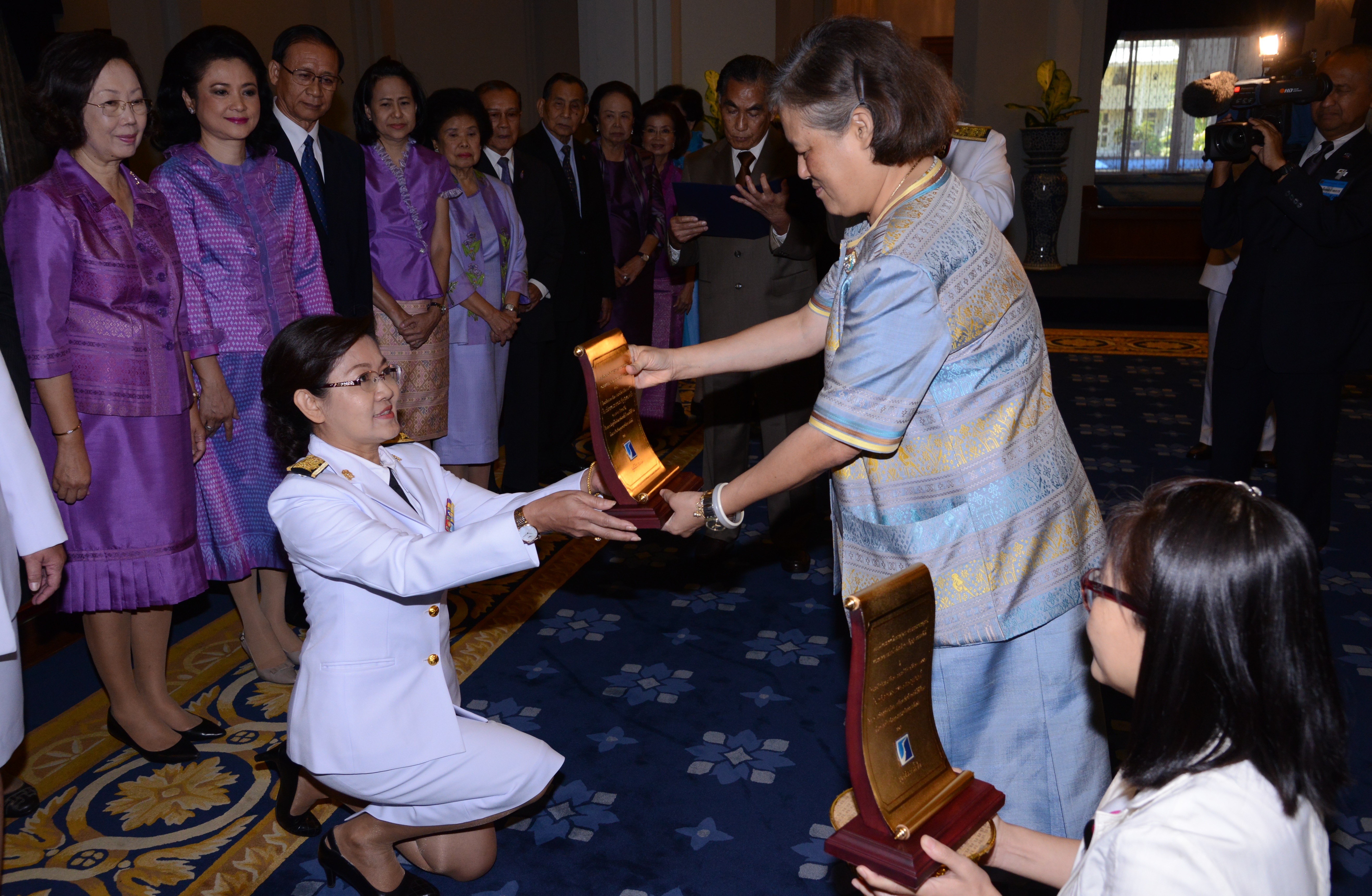 รับพระราชทานรางวัลสัญญาธรรมศักดิ์